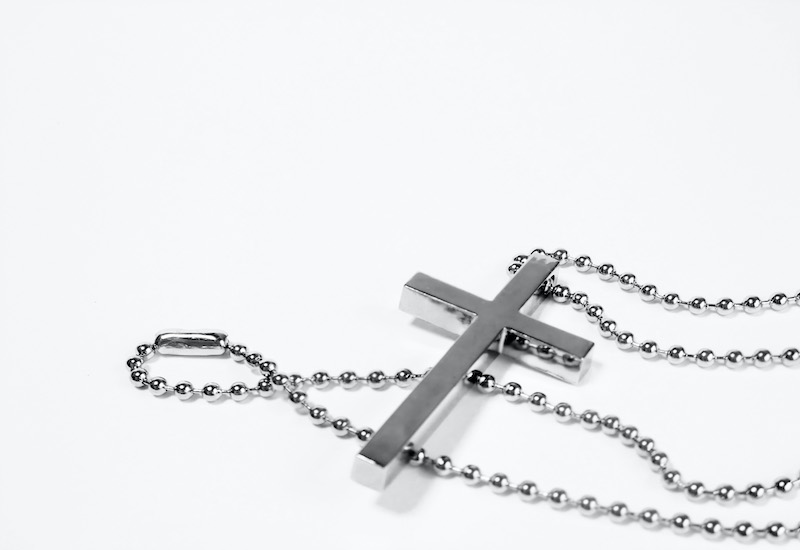 十字架のネックレス